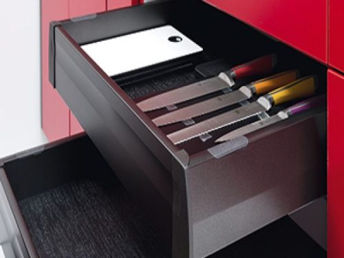 Tấm lót chống trượt cho ngăn tủ Hafele 547.92.528