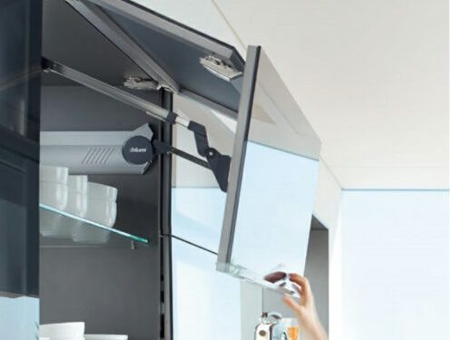 Hình ảnh thực tế tay nâng Blum điện đóng mở tự động 20HK+20F2500+20F3900