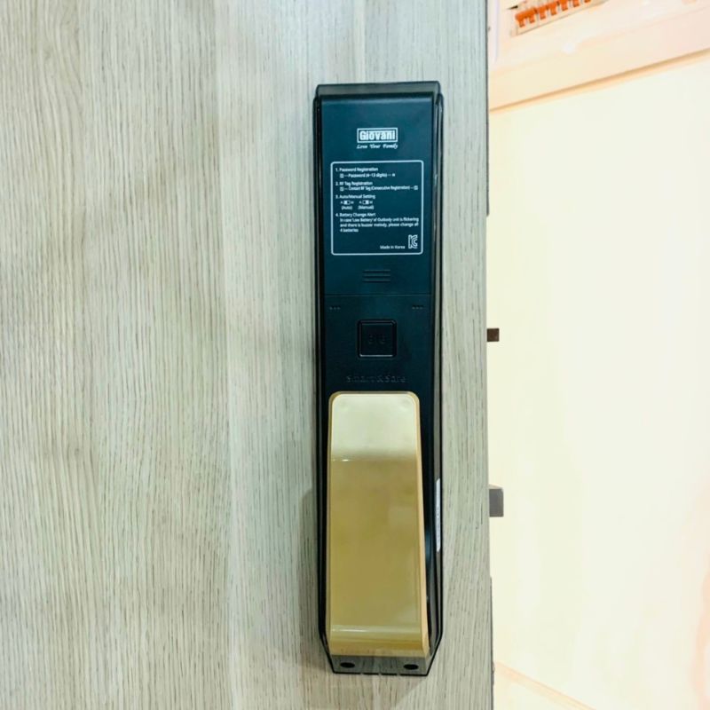 Ảnh khóa vân tay thông minh Giovani GSL-K888BG Ảnh khóa vân tay thông minh Giovani GSL-K888BG